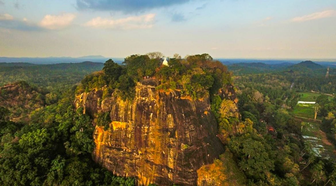 Mulkirigala Rock Temple